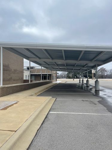 Medical Clinic / Surgery Center: 1507 Linwood Dr, Paragould, AR 72450